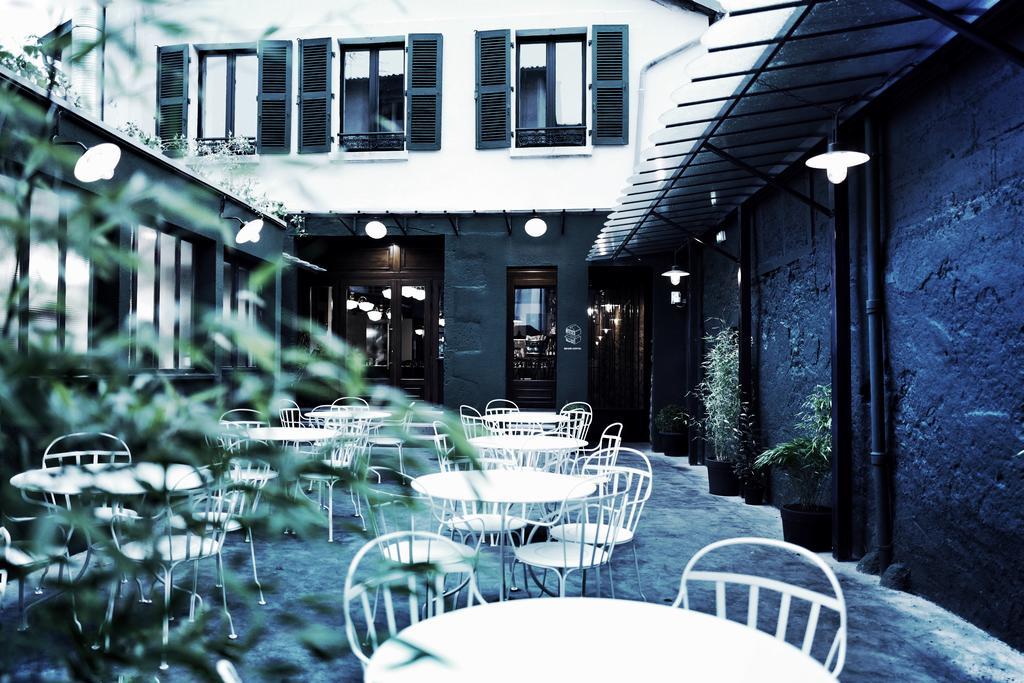 Urban Style Hotel Des Carmes Aurillac Exterior foto