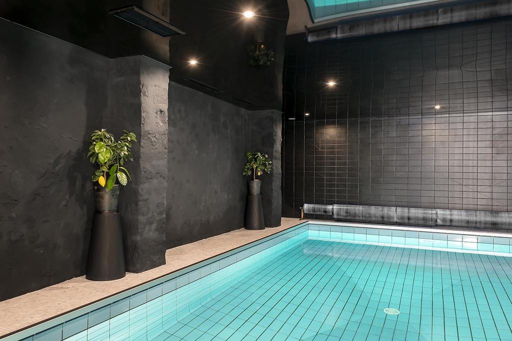 Urban Style Hotel Des Carmes Aurillac Exterior foto