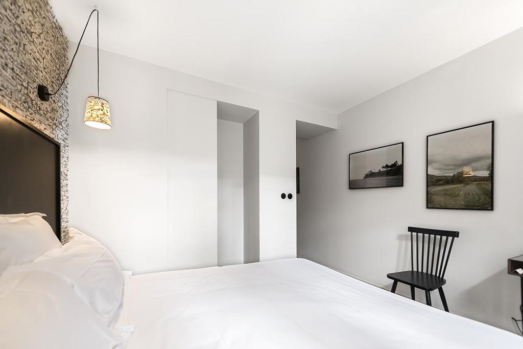 Urban Style Hotel Des Carmes Aurillac Exterior foto